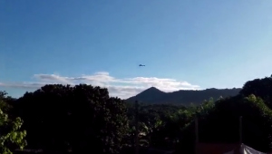L’hélicoptère triangule le centre et le sud de Mayotte (vidéos)