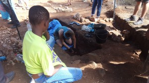 Les fouilles archéologiques lèvent le voile sur Mayotte au XIIème siècle (vidéos)