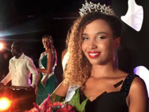 J-30 Miss France 2018 : Miss Mayotte répond aux questions des médias nationaux