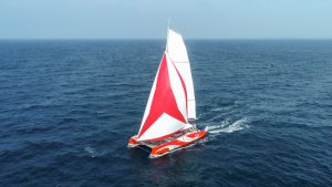 La catamaran ÉOLE 1er en route pour Mayotte !