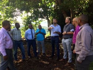 Le Président de Total Mayotte en visite à Acoua pour étudier l’opportunité d’une nouvelle station