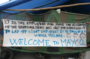 Grève à Mayco : banderoles en version anglaise