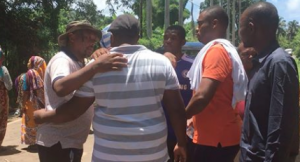 Rencontre à Tsingoni entre les leaders de la grève, le préfet et la commission ministérielle