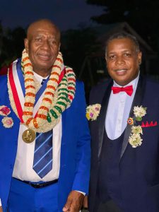 Un nouveau petit-terrien élu président de l’Association des maires de Mayotte
