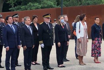 Une page s’écrit, une autre se tourne…