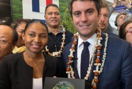 Gabriel Attal rend visite à Mayotte au SIA 2024