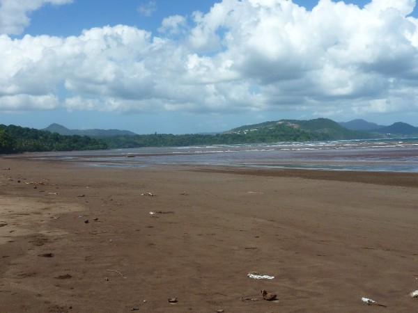 La plage de Ambato fermée