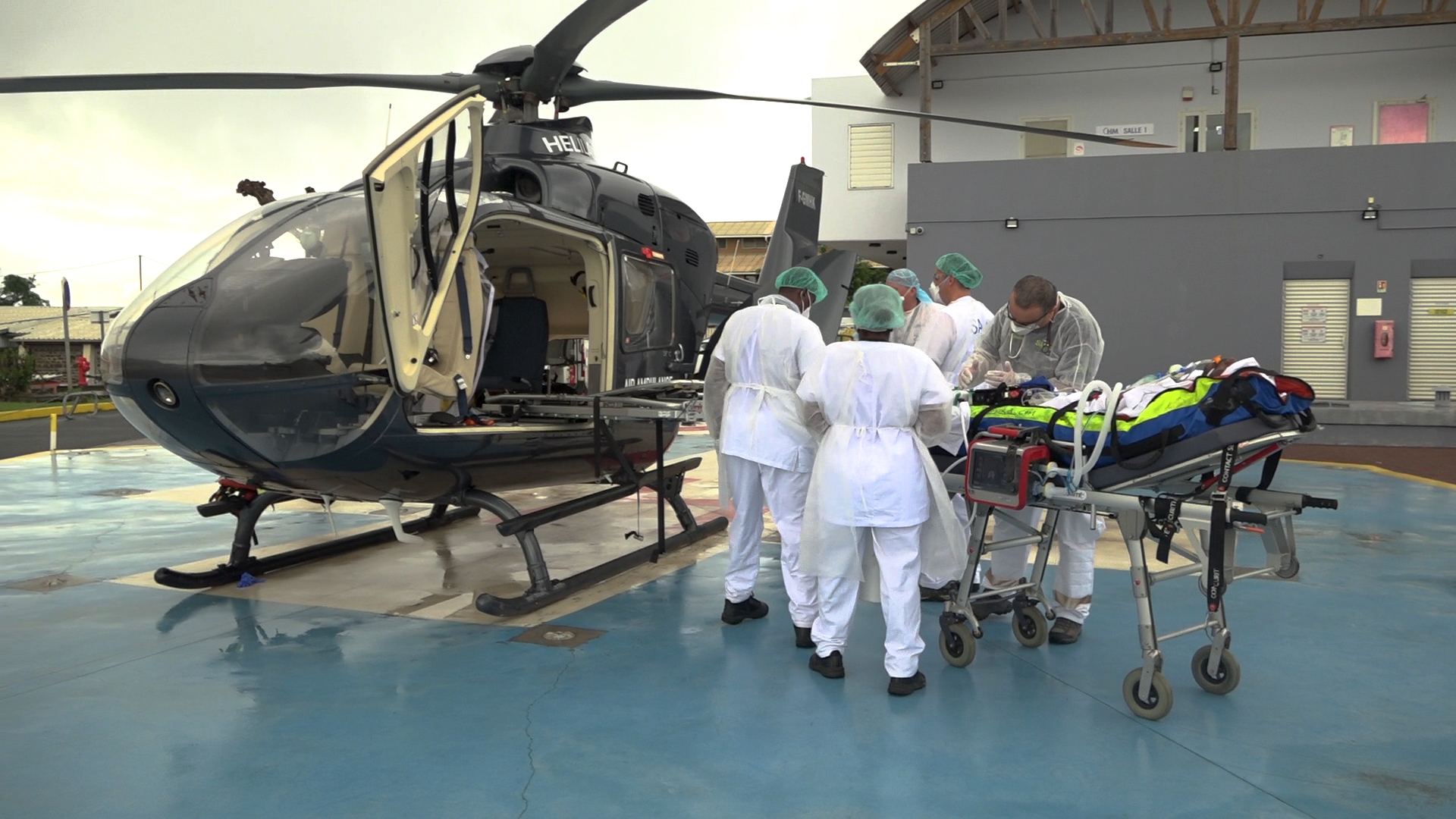 Reportage sur les évacuations sanitaires vers la Réunion ce soir sur Kwezi TV