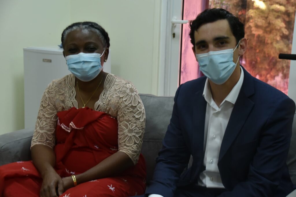 Fatima Souffou rencontre le directeur régional de Corsair 10 120457721 1758984877599256 2521420189634386183 o