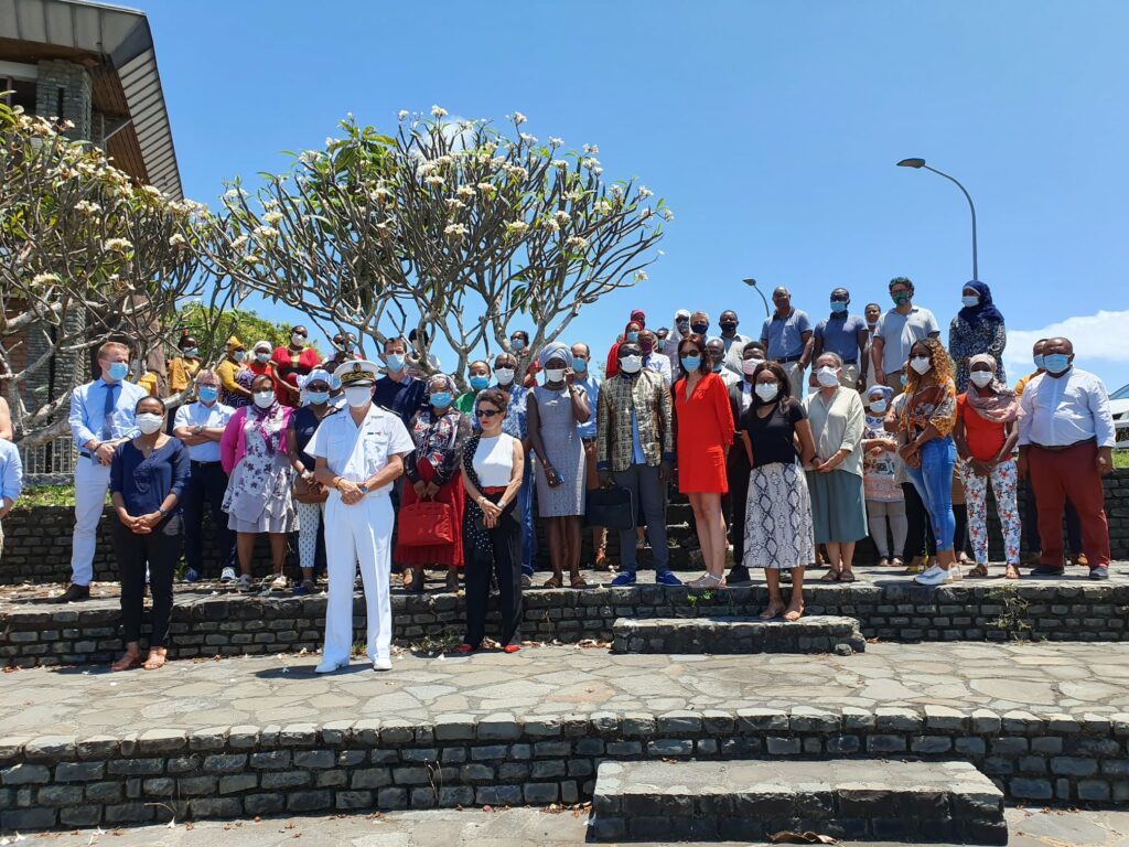 Les agents de la préfecture rendent hommage au pompier disparu 18 121571730 3428206027271130 2893795834152753136 o