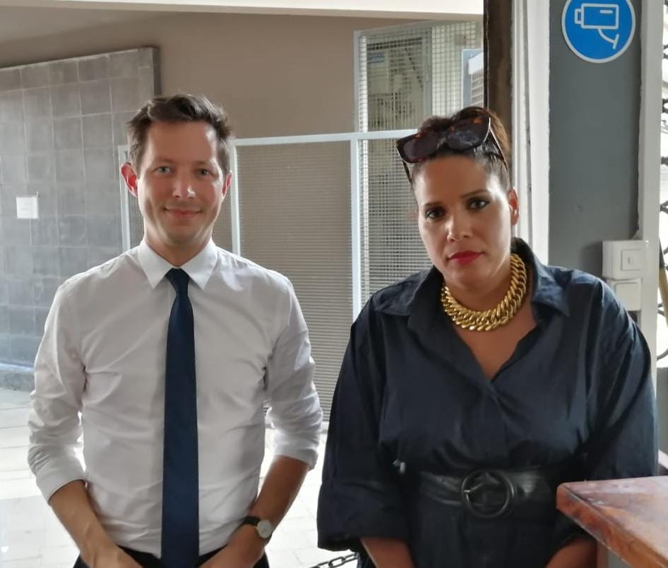 Estelle Youssouffa et Francois-Xavier Bellamy en discussion