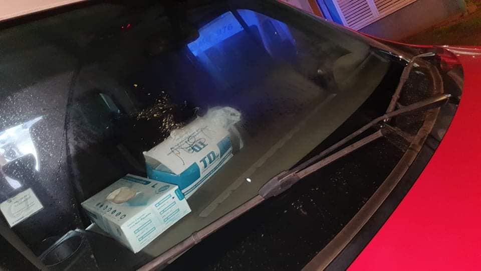 Kahani : les pompiers en colère après un jet de projectile