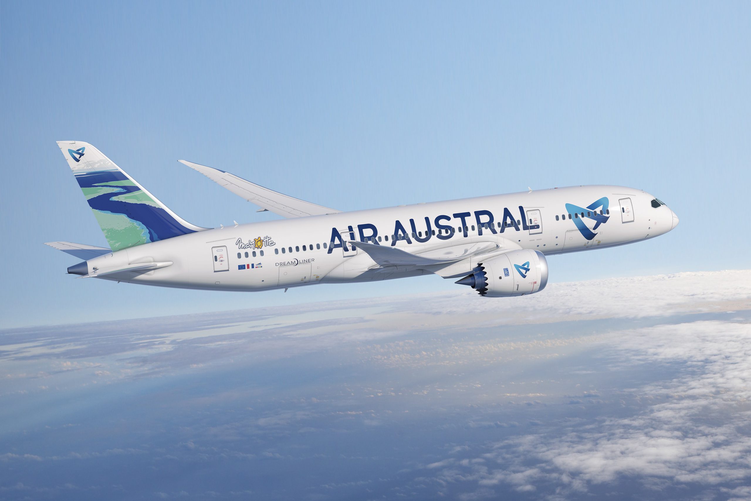 Carenco fait le forcing pour un rapprochement d’Air Austral et Corsair