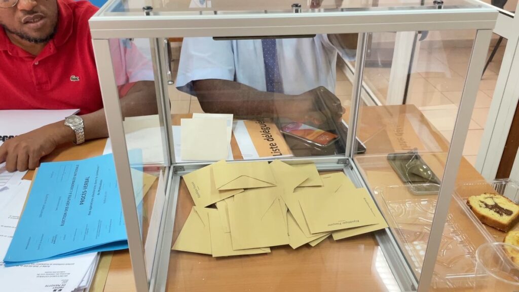 178D7B75 1963 4DA2 A71F FB06FED04BEE 1 105 c