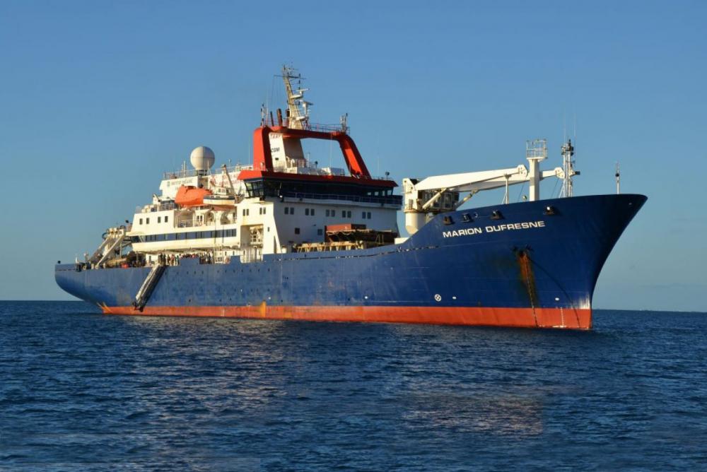 Une nouvelle étude de suivi de l’activité sismique et volcanique au large de Mayotte