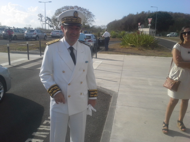 Arrivée de la MOM : le Préfet sur place