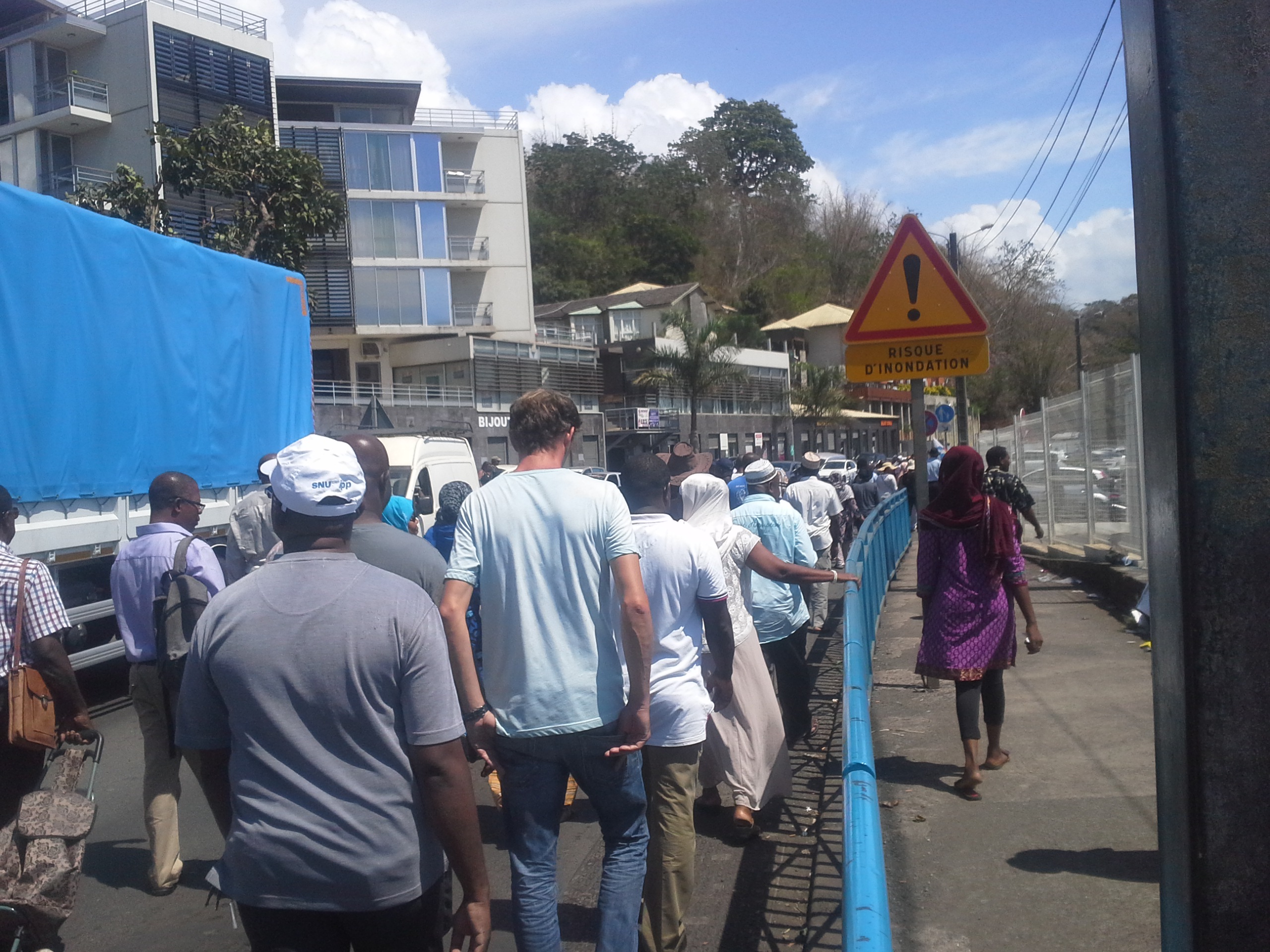 Grève : direction place de la République