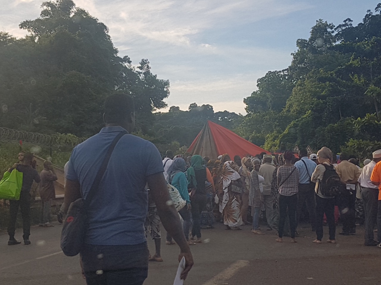 Le barrage de Longoni infranchissable