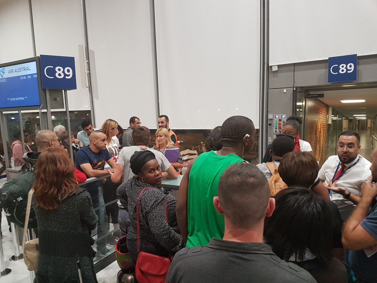 Retard, colère, police et débarquement dans un vol Air Austral