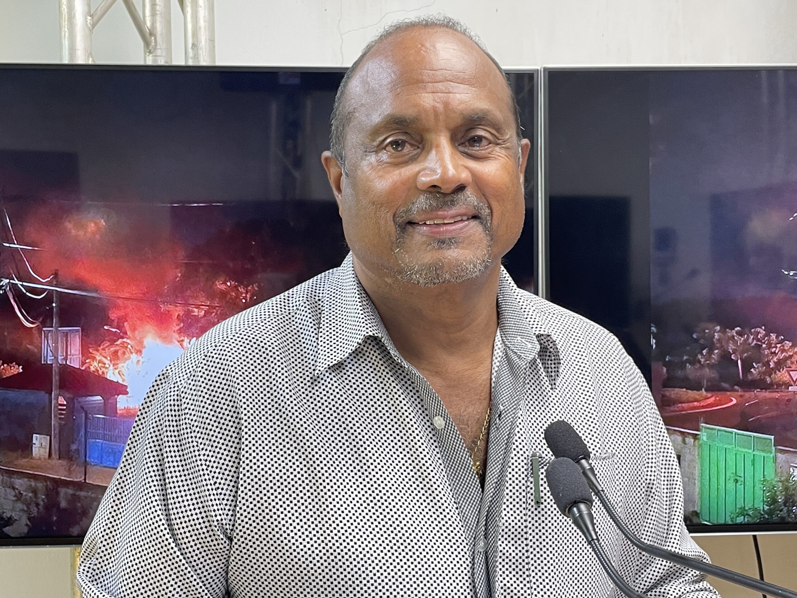 Le Procès de Théophane Narayanin pour association de malfaiteurs est repoussé