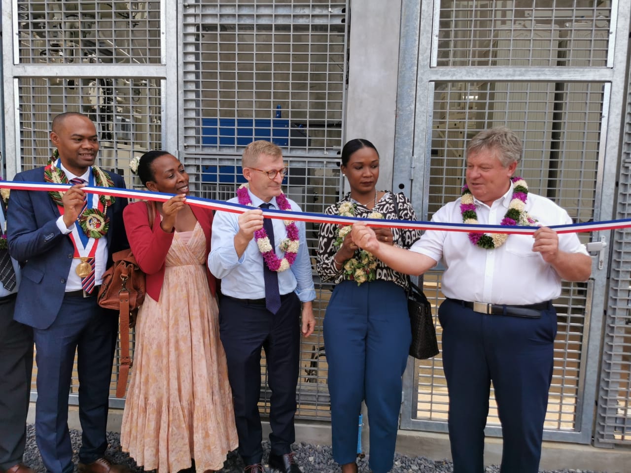 Inauguration de la ligne haute tension et du poste source à Sada