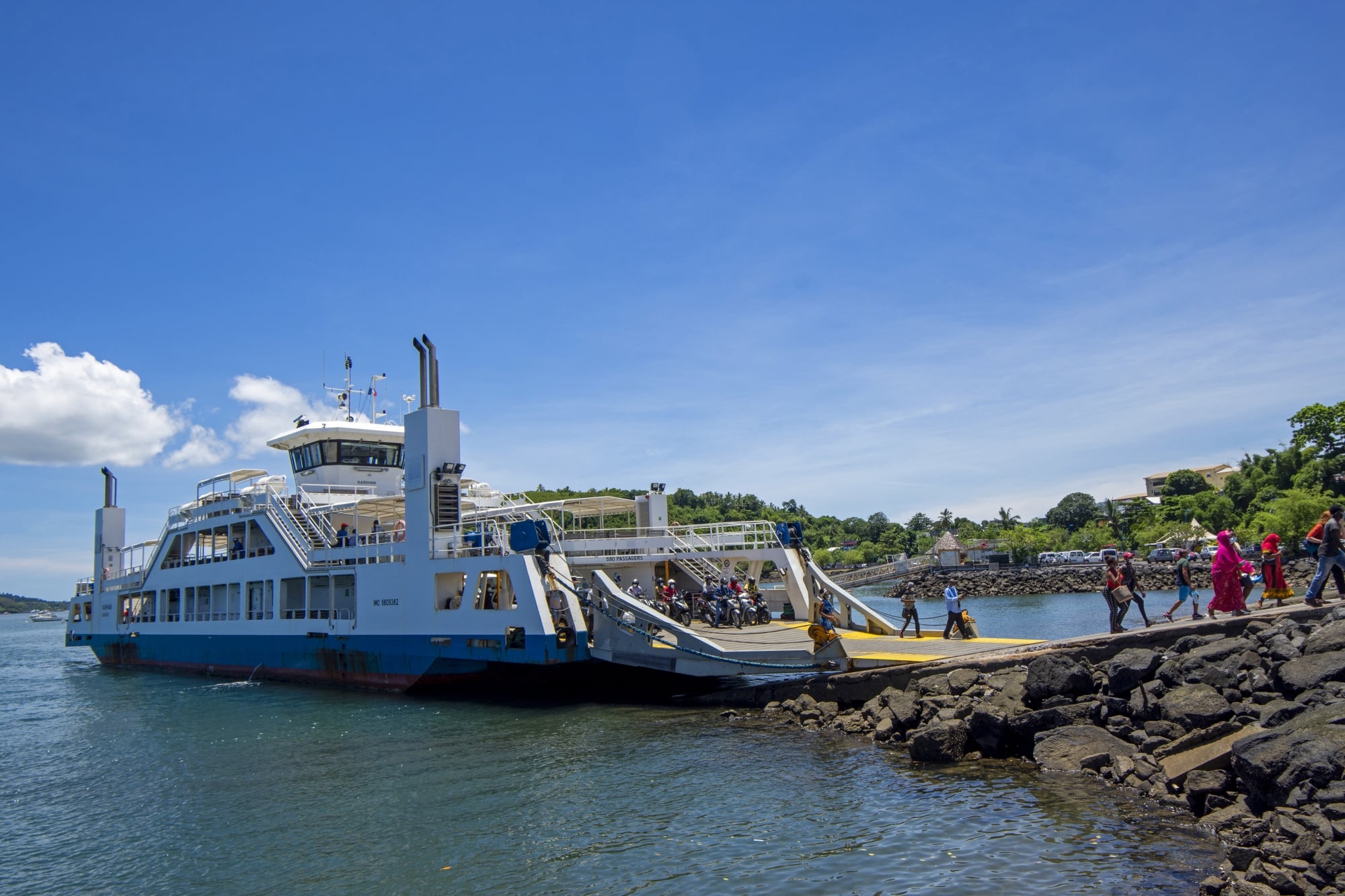 Le port du masque demeure obligatoire sur la barge