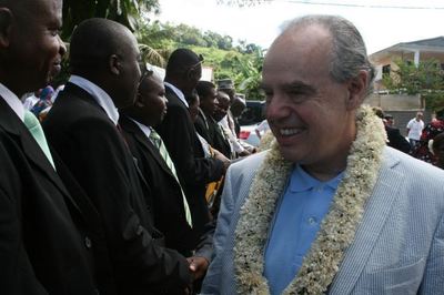 Mitterrand insulte les élus mahorais