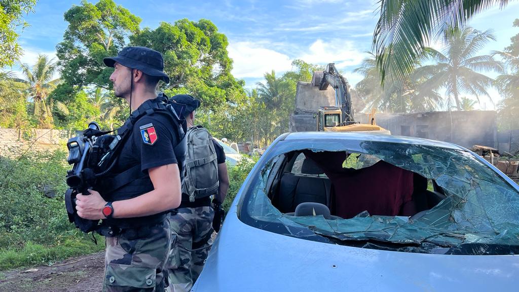 Opération de décasages en cours à Longoni