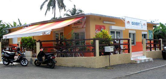 Pamandzi : un restaurant pillé, des caillassages contre les gendarmes