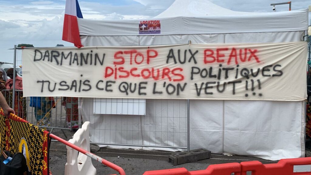 678AA09D 422B 4F70 8393 E7AB379C3618