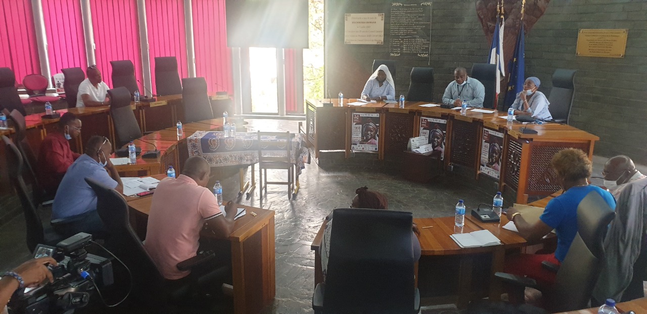 Sortie de conflit au STM et au Conseil départemental