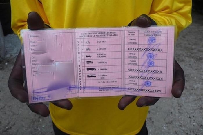 EXCLUSIF : Faux permis de conduire à Mayotte