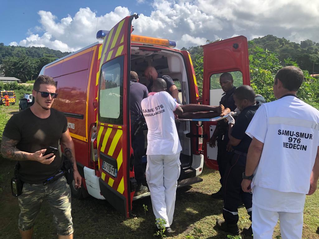 Un policier de la BAC contraint de faire usage de son arme lors d’une interpellation à Kaweni (vidéo)