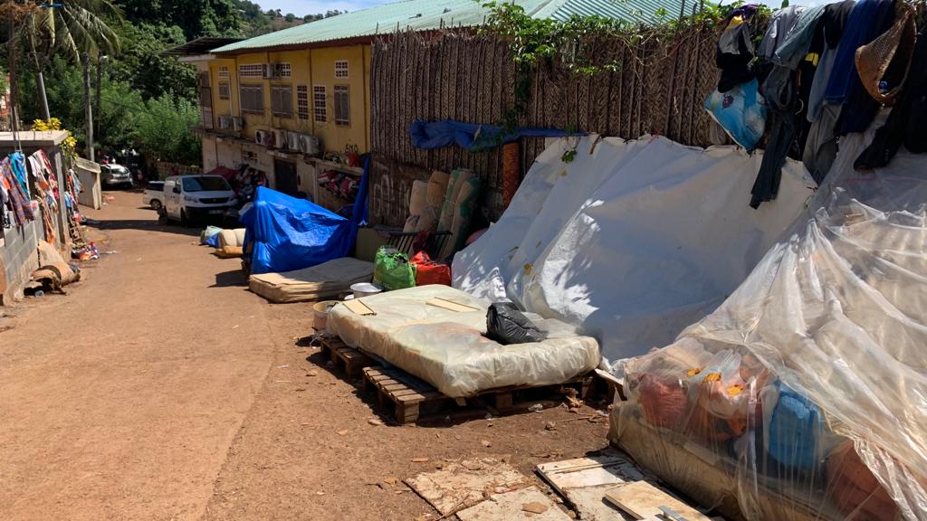 Clandestins africains appréhendés à Mayotte, défi humanitaire et questions sur les expulsions