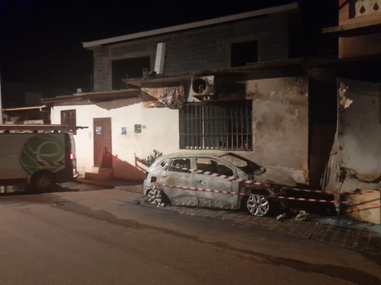 Tentative d’incendie de la permanence du député Kamardine