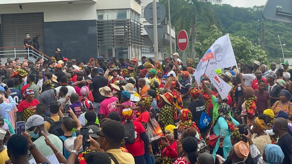 A1655151 A5D5 4399 B6B6 02A5DC521E4A