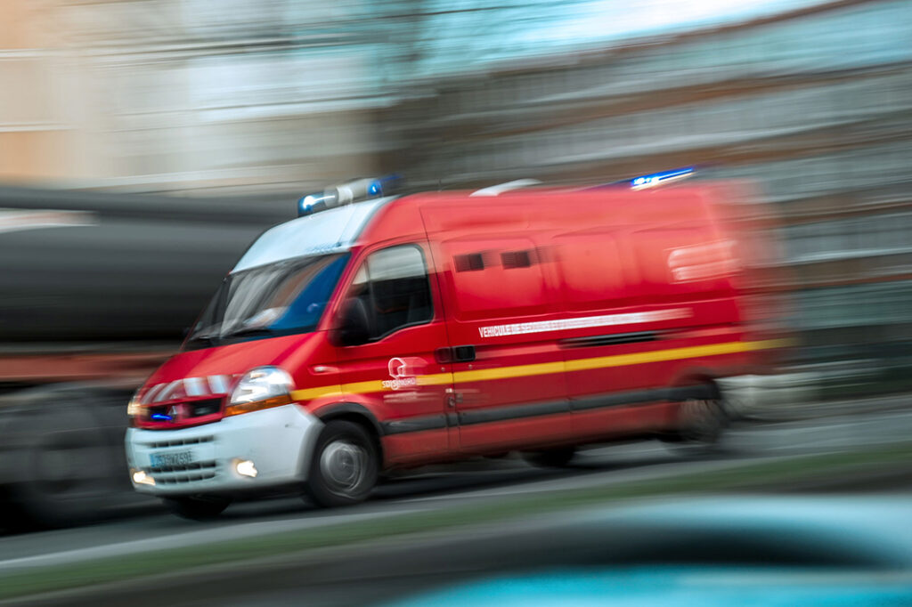 Ambulance pompiers 1