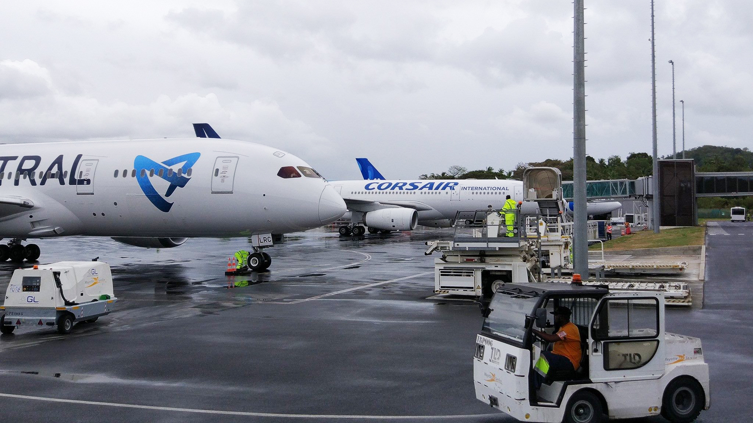 Embouteillage à l’aéroport de Pamandzi
