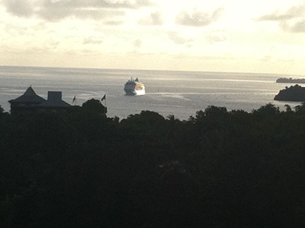 Arrivée du bateau de croisières Silver Whisper