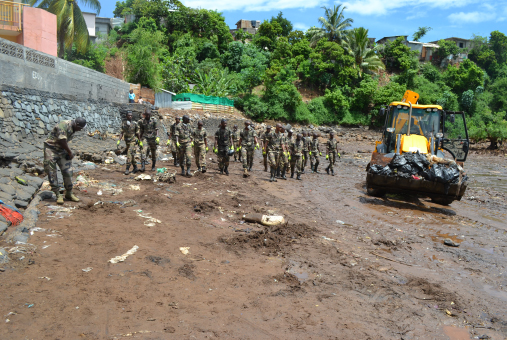 Le BSMA en opération nettoyage à Koungou