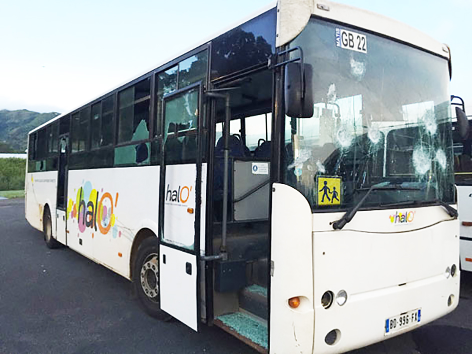 Fin de l’opération île morte et reprise des caillassages de bus