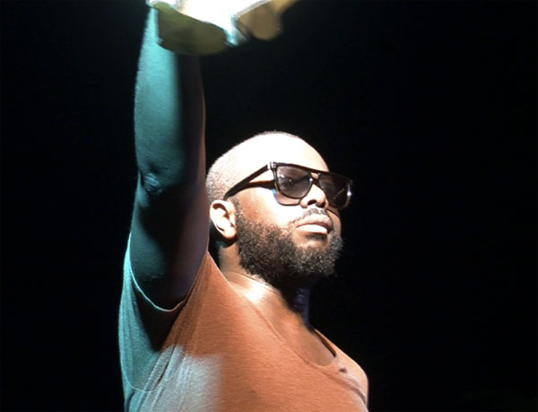 Maitre Gims superstar à Combani (6 photos)
