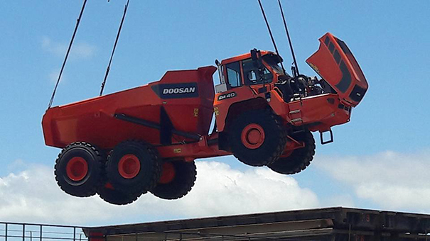 Arrivées spectaculaires à Longoni