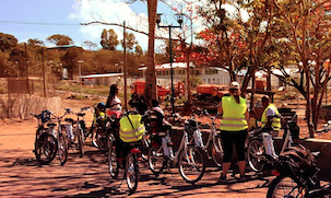 Mayotte e-vélos : Balade Direction Sakouli plage