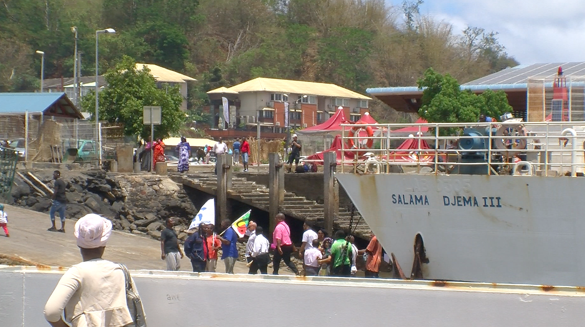 Grève : situation sur les barges (vidéo)