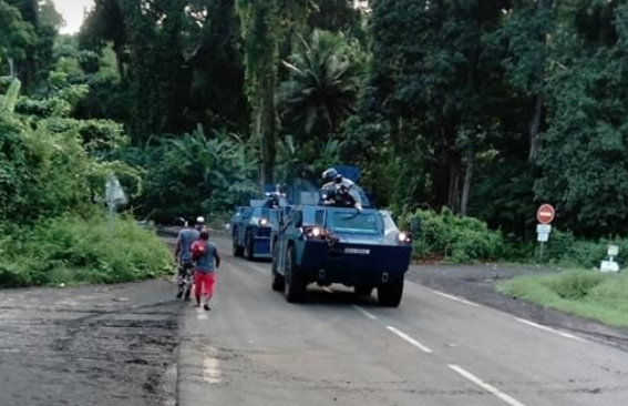 Ce matin, le préfet a ordonné la levée du barrage de Longoni 