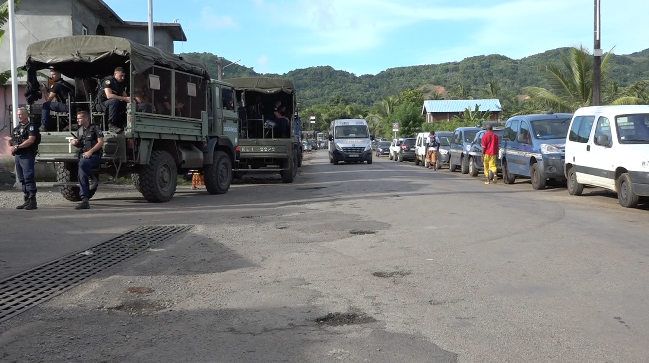 Vaste opération judiciaire de lutte contre l’immigration clandestine à Mramadoudou (photos)