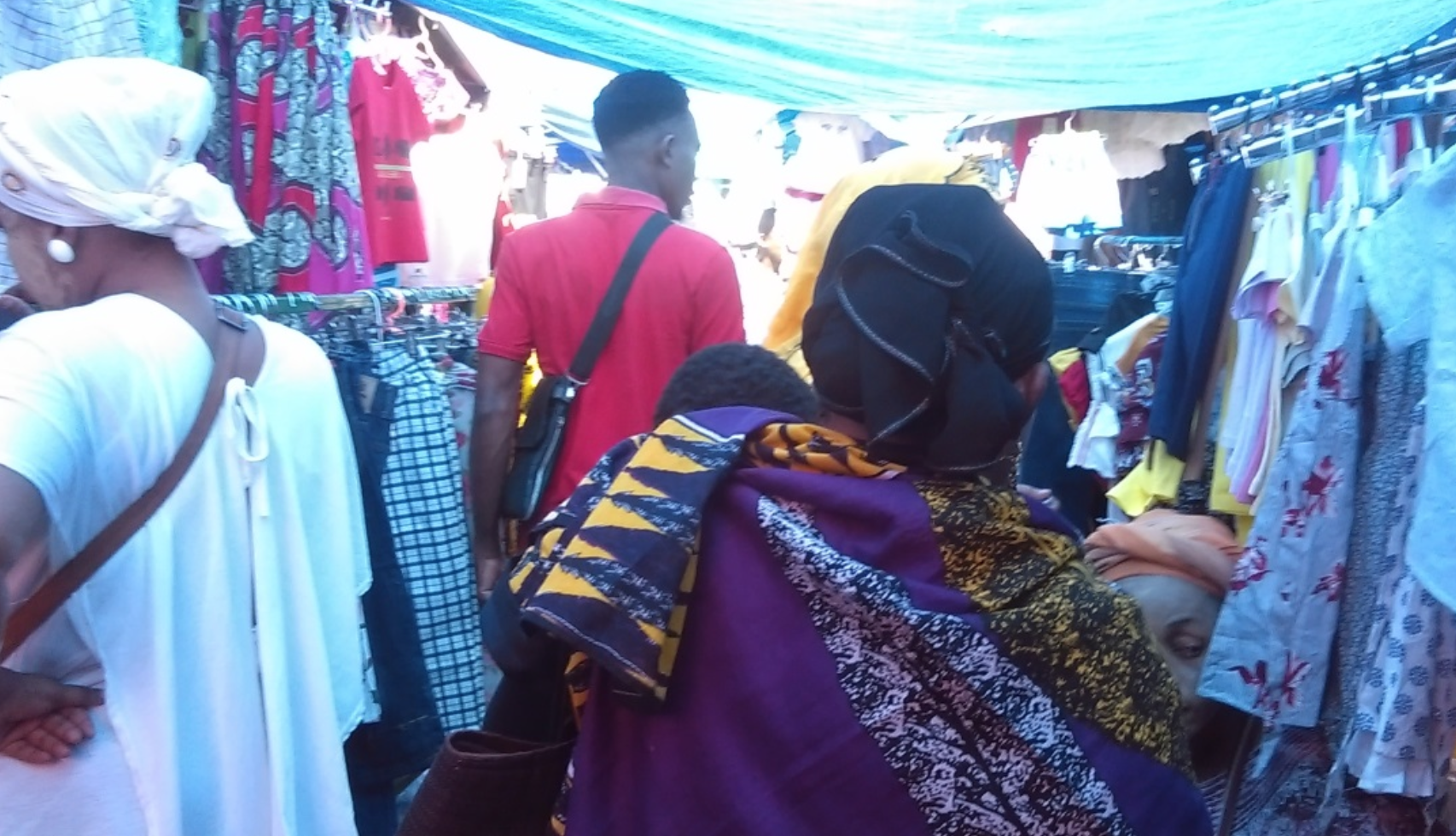 Le CODAF a mené une opération à la foire de Mtsapéré