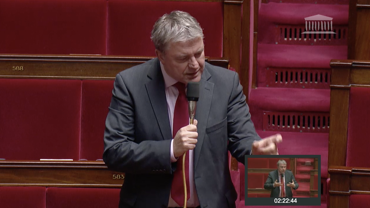 Un député anti Mayotte française provoque des débats houleux à l’assemblée nationale