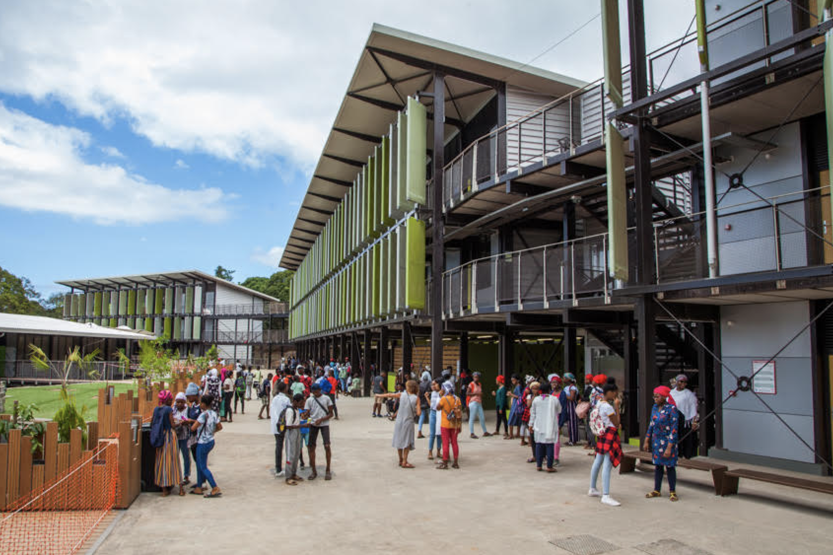 Ouverture partielle du collège de Bouéni ce matin
